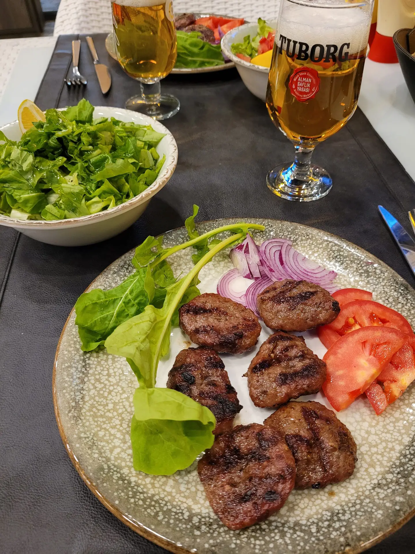 Atom, Girit ezmesi, Lakerda, Fava, Yoğurtlu semizotu
